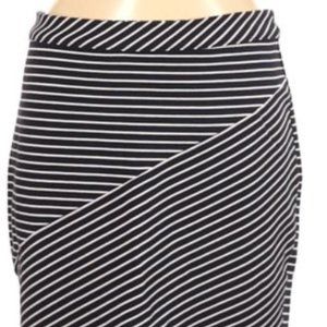 Banana Republic Striped Pencil skirt